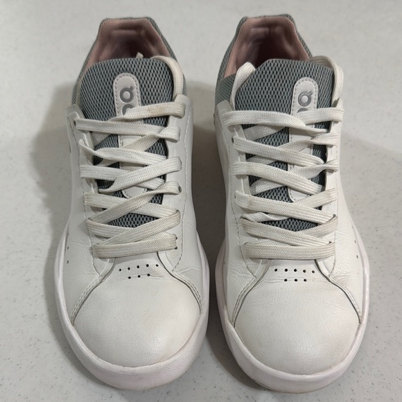 On Running Shoes - On Cloud The Roger White and Gray Sneakers Size 5.5